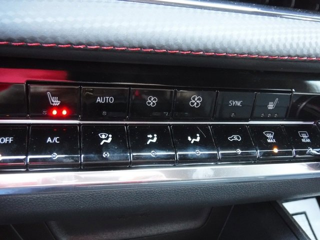 Used 2025 Chevrolet Equinox RS image 25