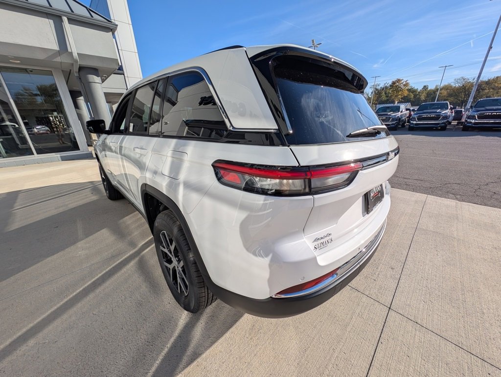 New 2025 Jeep Grand Cherokee Limited image 6