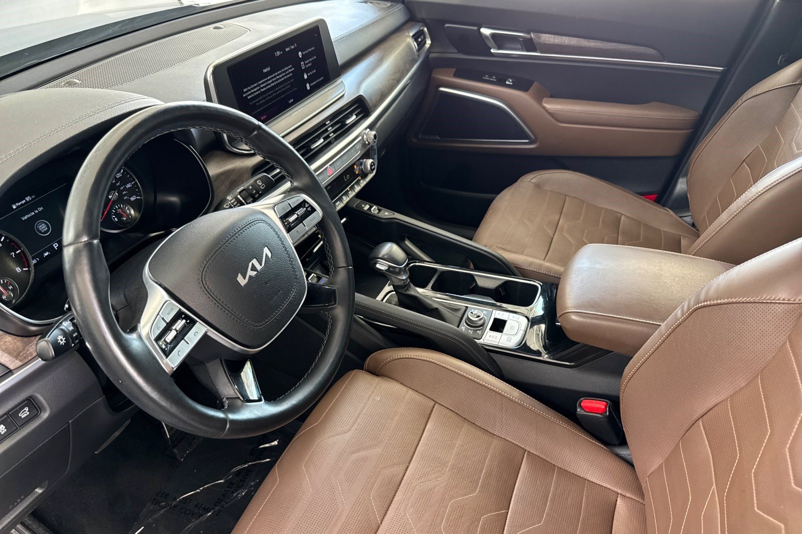 Used 2022 Kia Telluride SX w/ SX Prestige Package AWD/4WD image 11