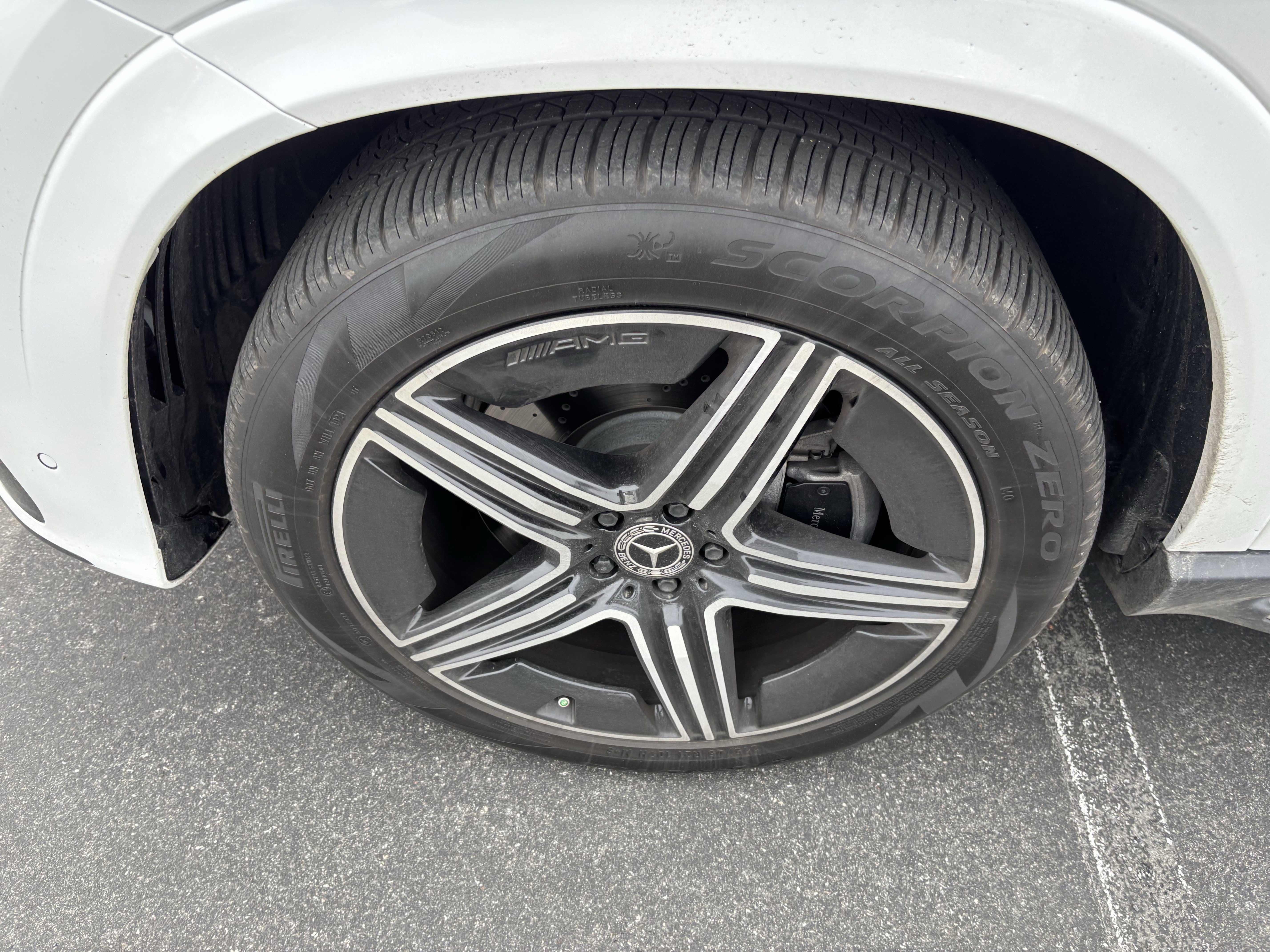 Used 2024 Mercedes-Benz GLE 450e 4MATIC image 13