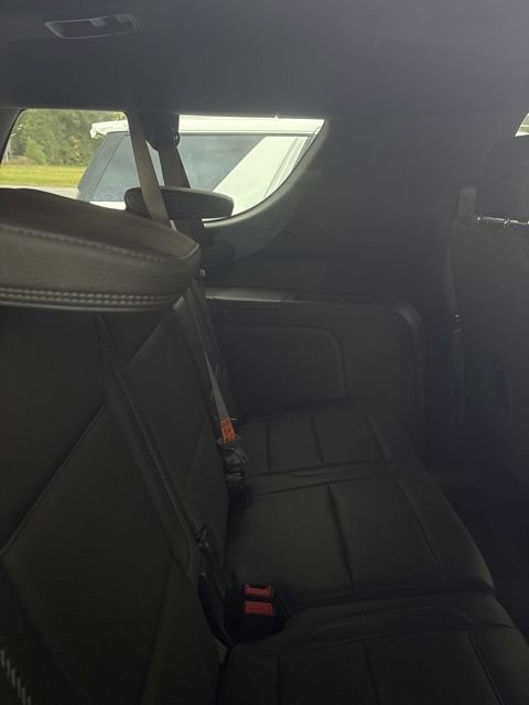 Used 2021 GMC Yukon XL Denali w/ Denali Premium Package image 17