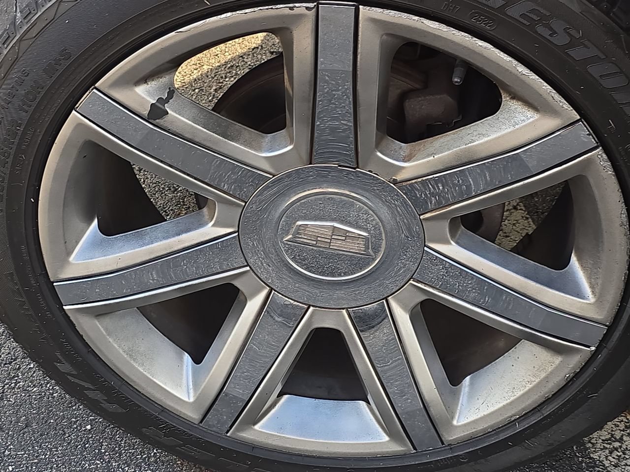Used 2016 Cadillac Escalade Luxury AWD/4WD image 36