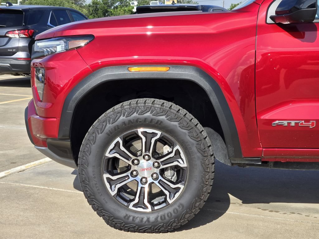 Used 2024 GMC Canyon AT4 w/ Technology Package AWD/4WD image 6