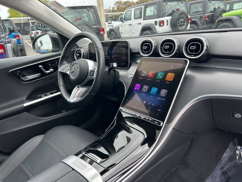 Used 2025 Mercedes-Benz C 300 Sedan image 22