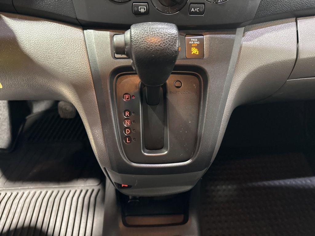 Used 2015 Chevrolet City Express LT w/ Technology Package FWD image 18