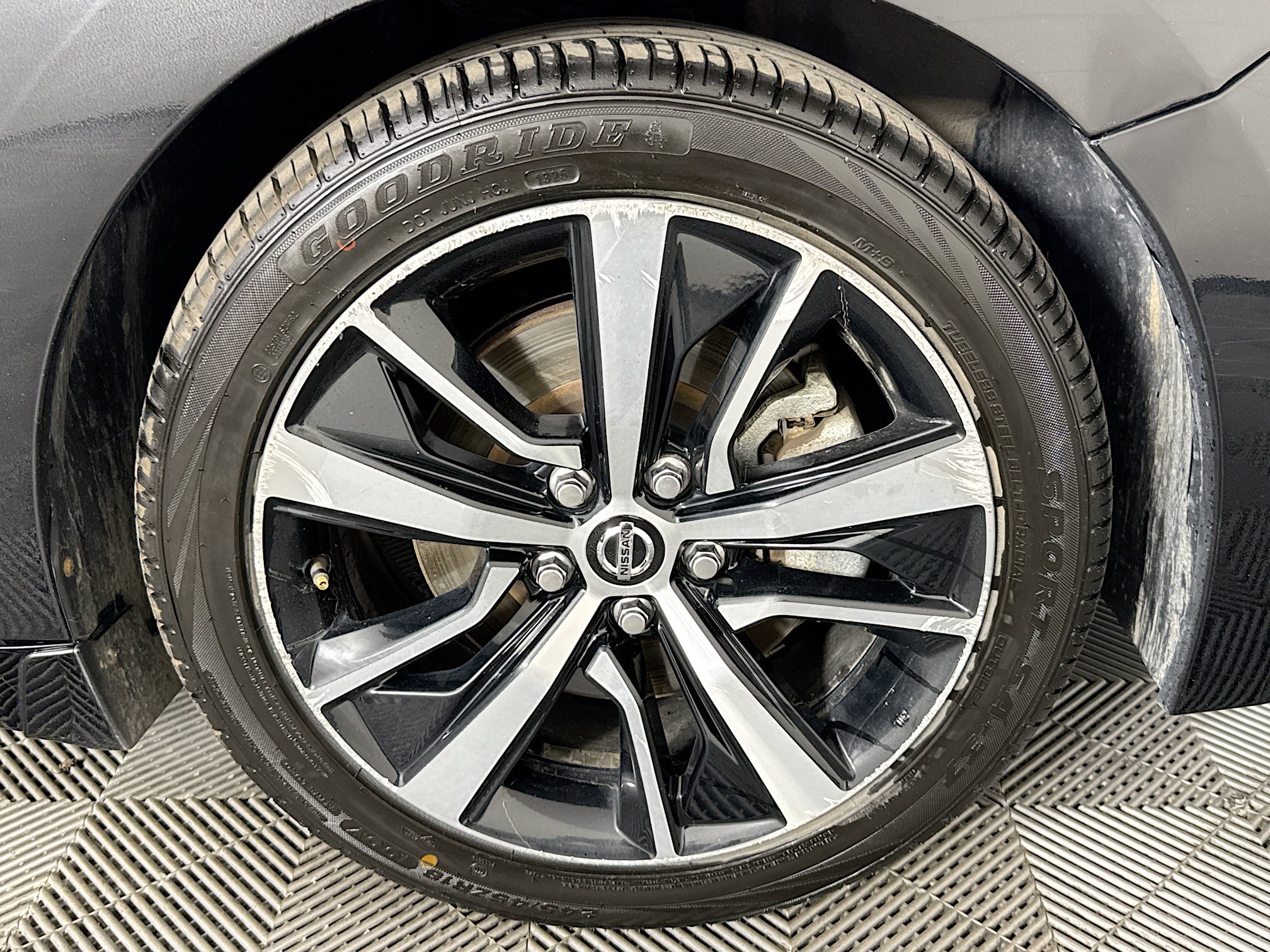Used 2022 Nissan Maxima SL FWD image 30