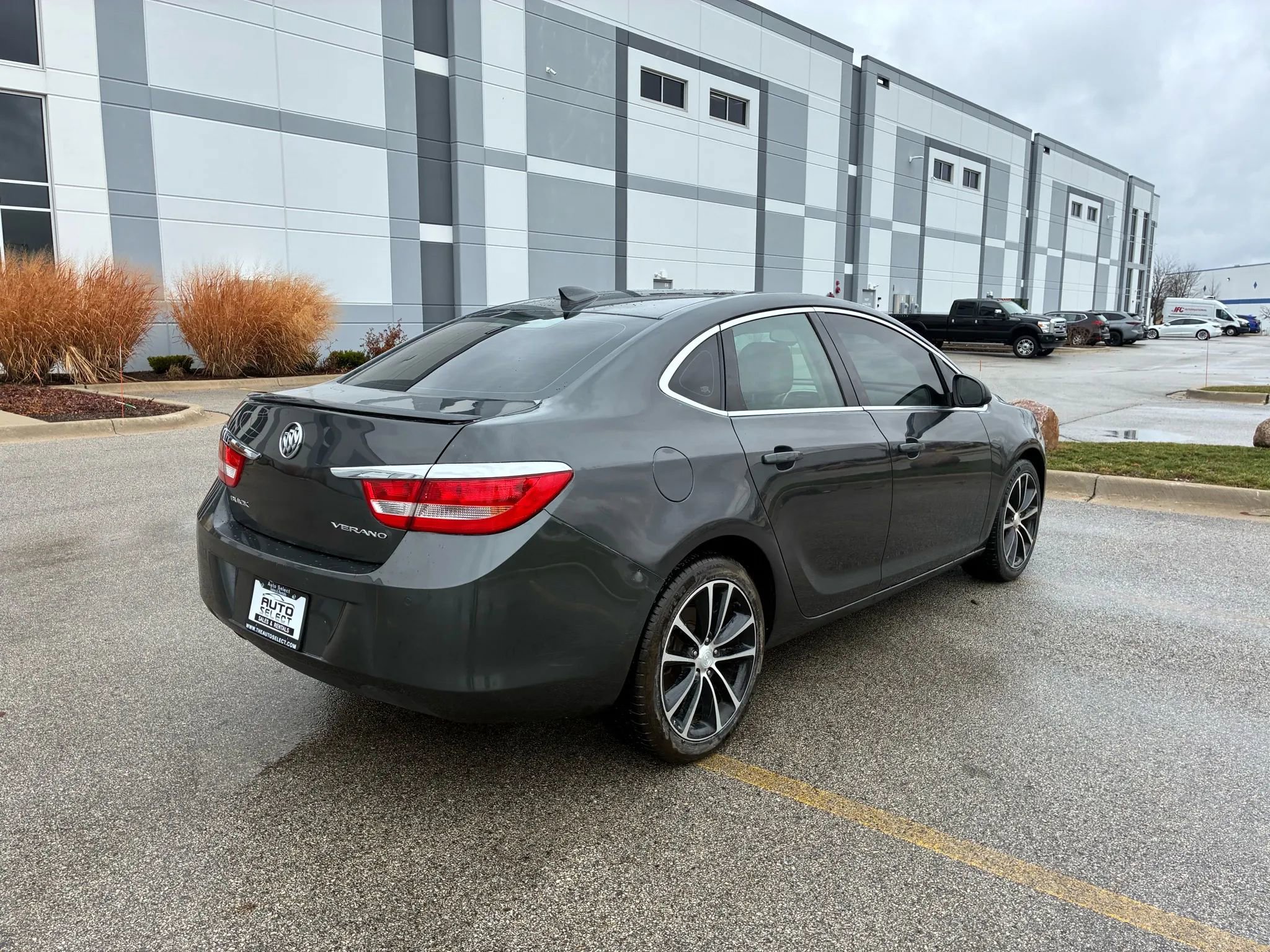 Used 2017 Buick Verano Sport Touring image 5
