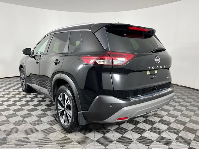 Used 2023 Nissan Rogue SV w/ SV Premium B Package FWD image 8