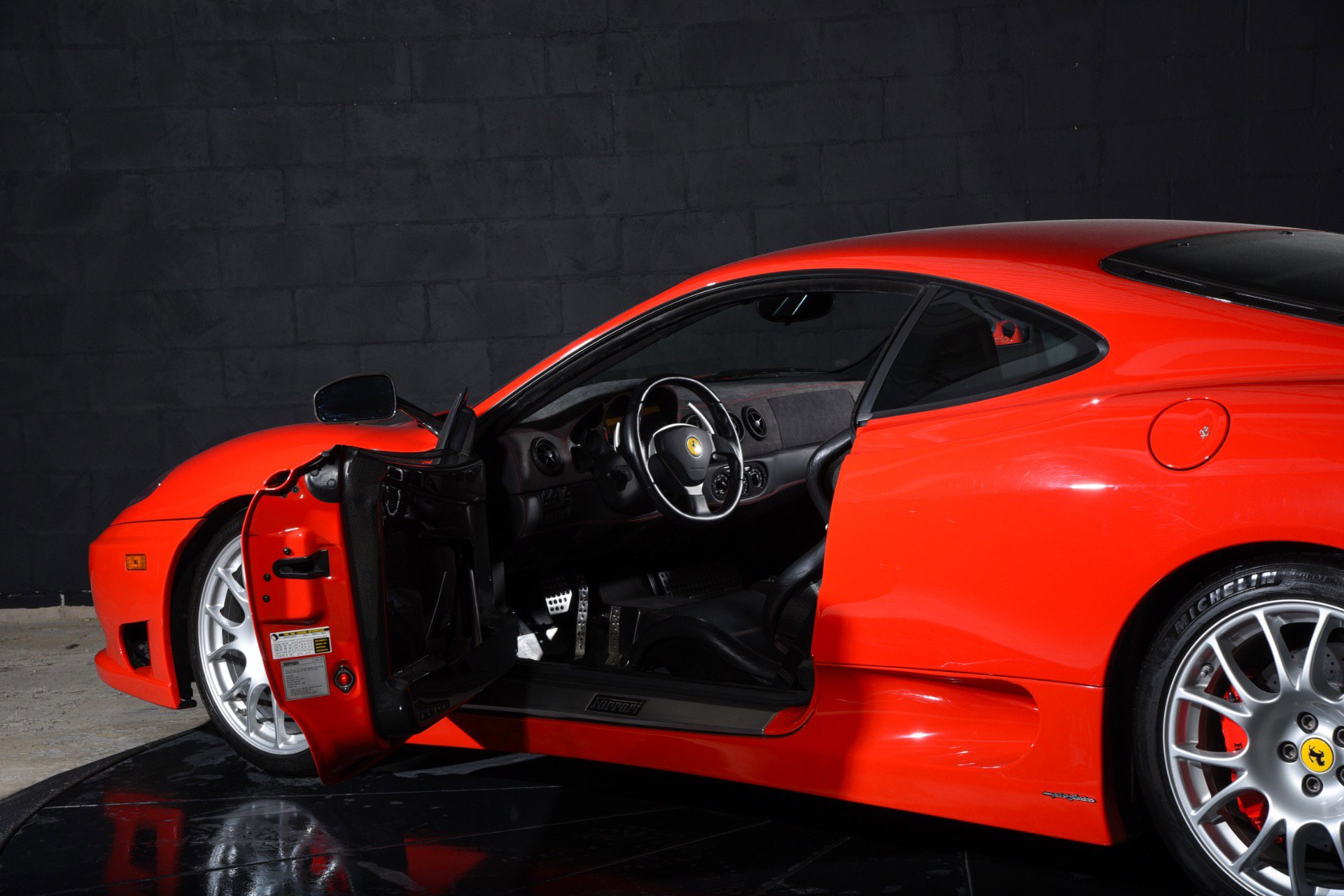 Used 2004 Ferrari 360 Challenge Stradale RWD image 15