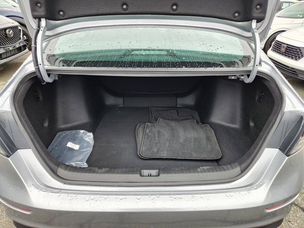 Certified 2023 Honda Accord LX image 8