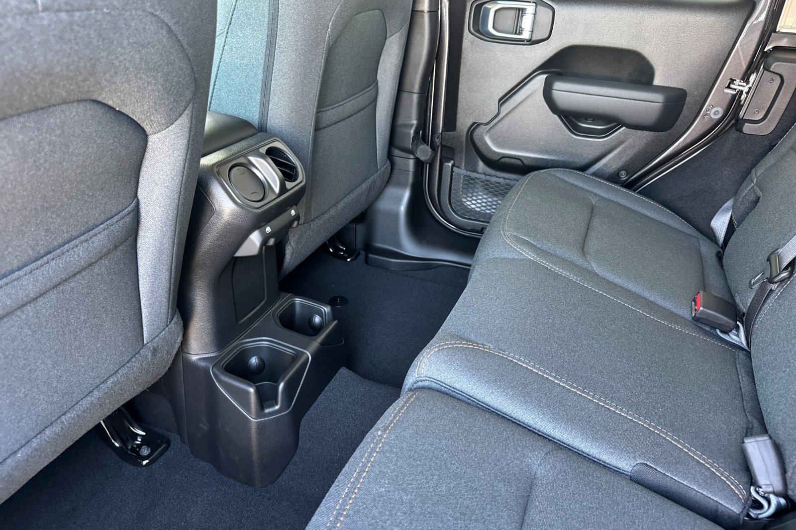 New 2026 Jeep Wrangler Unlimited Sport AWD/4WD image 11