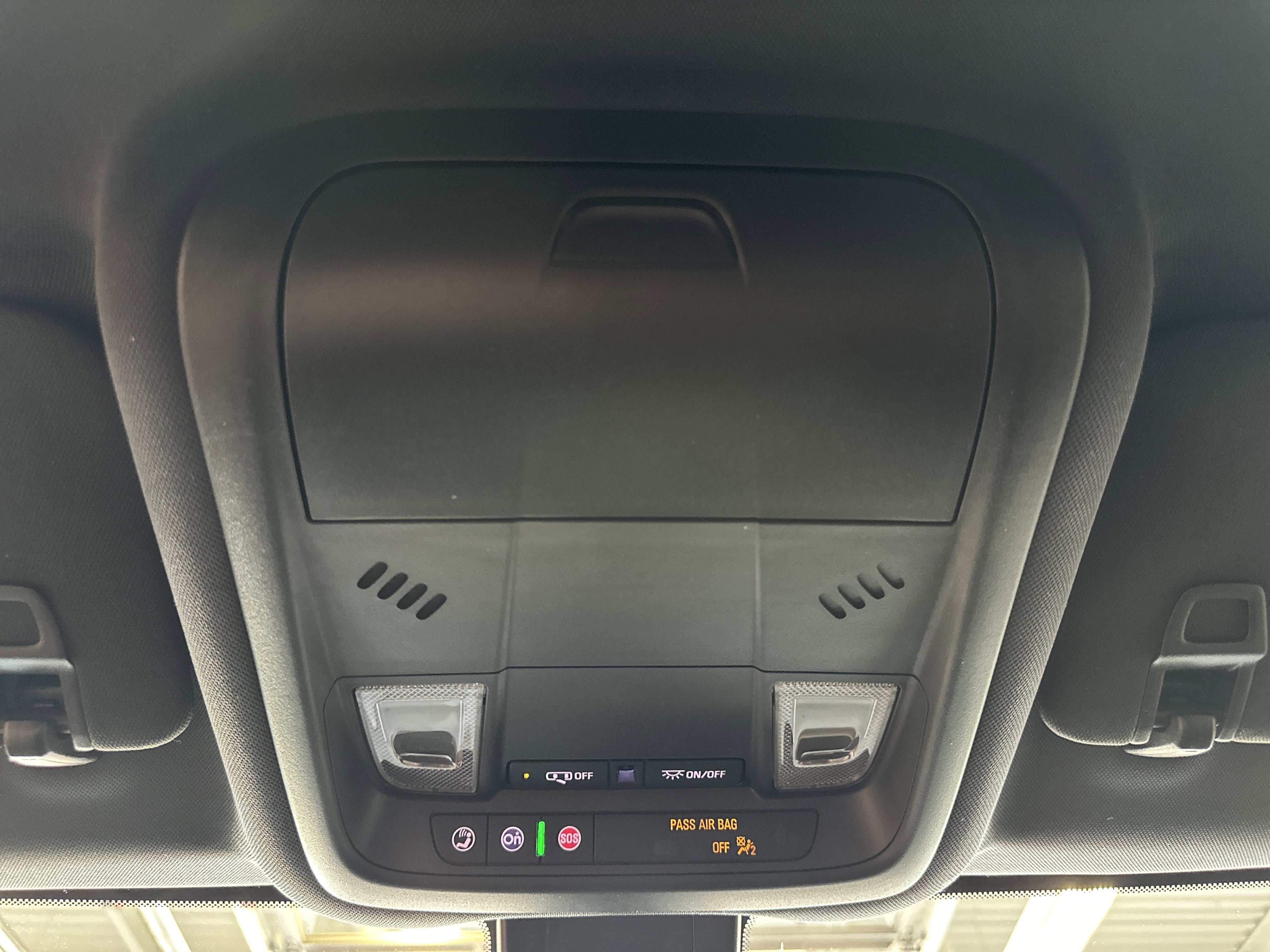 Used 2023 Chevrolet Equinox RS image 37