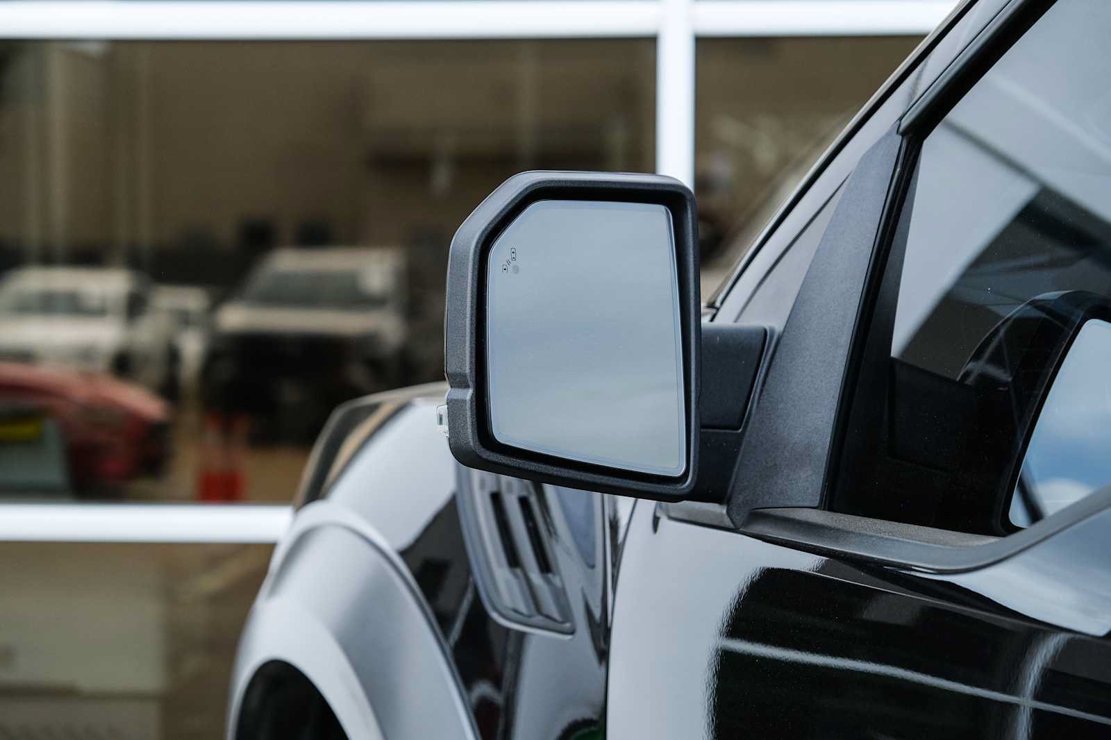 Used 2019 Ford F150 Raptor w/ Equipment Group 802A Luxury AWD/4WD image 17