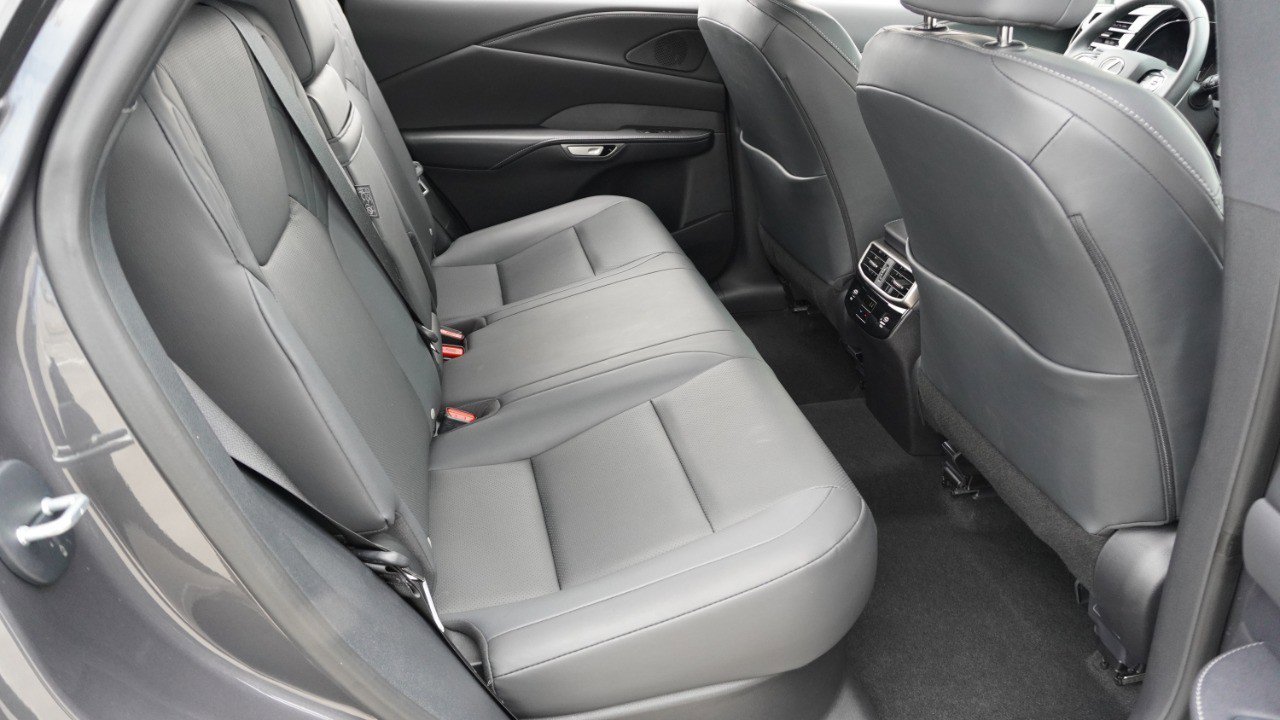 Used 2025 Lexus RX 350 FWD w/ Technology Package image 30