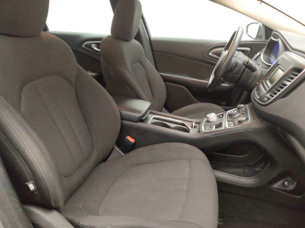 Used 2015 Chrysler 200 Limited w/ Convenience Group FWD image 21