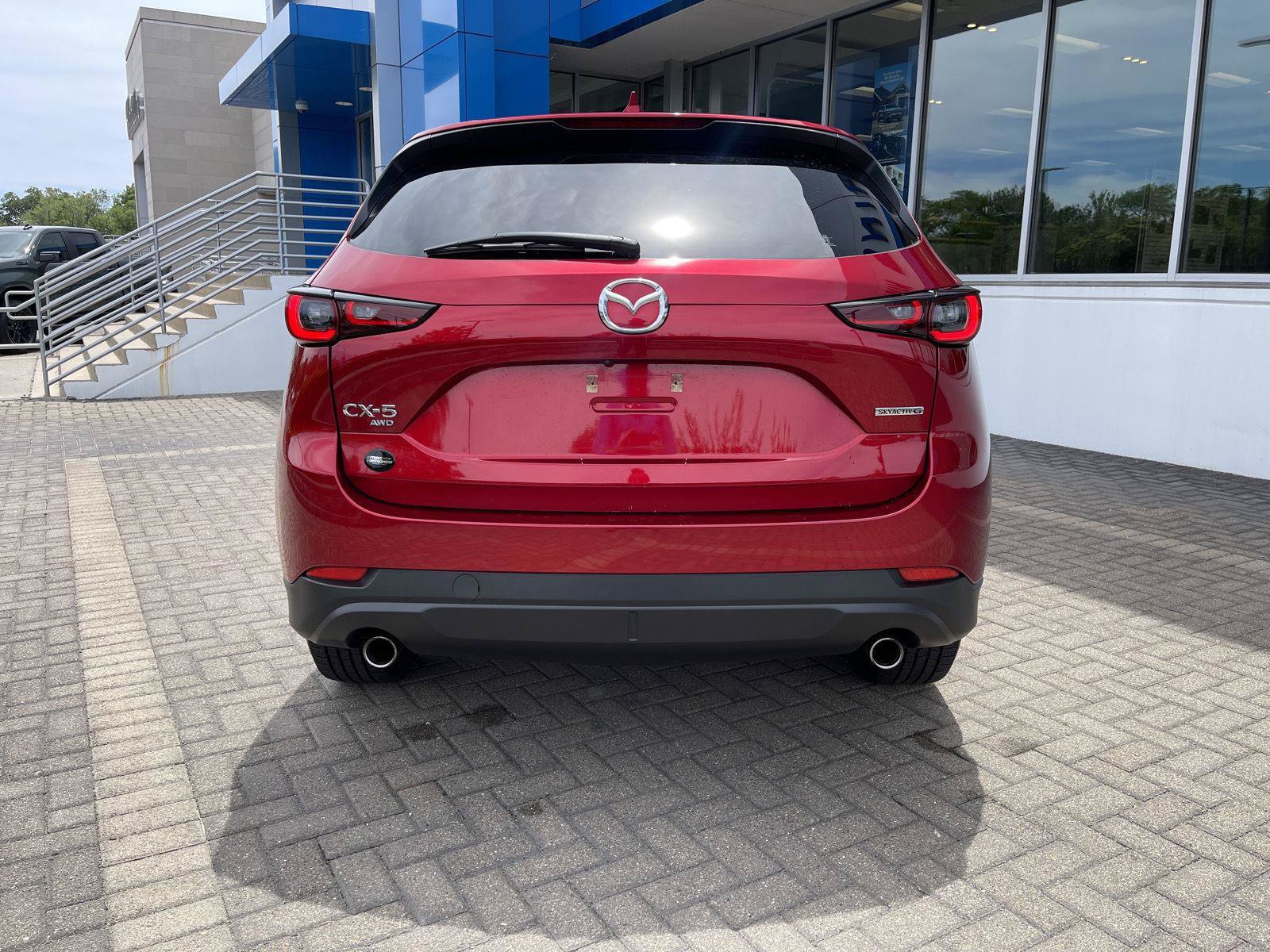 Used 2022 MAZDA CX-5 AWD 2.5 S w/ Premium Plus Pkg image 4