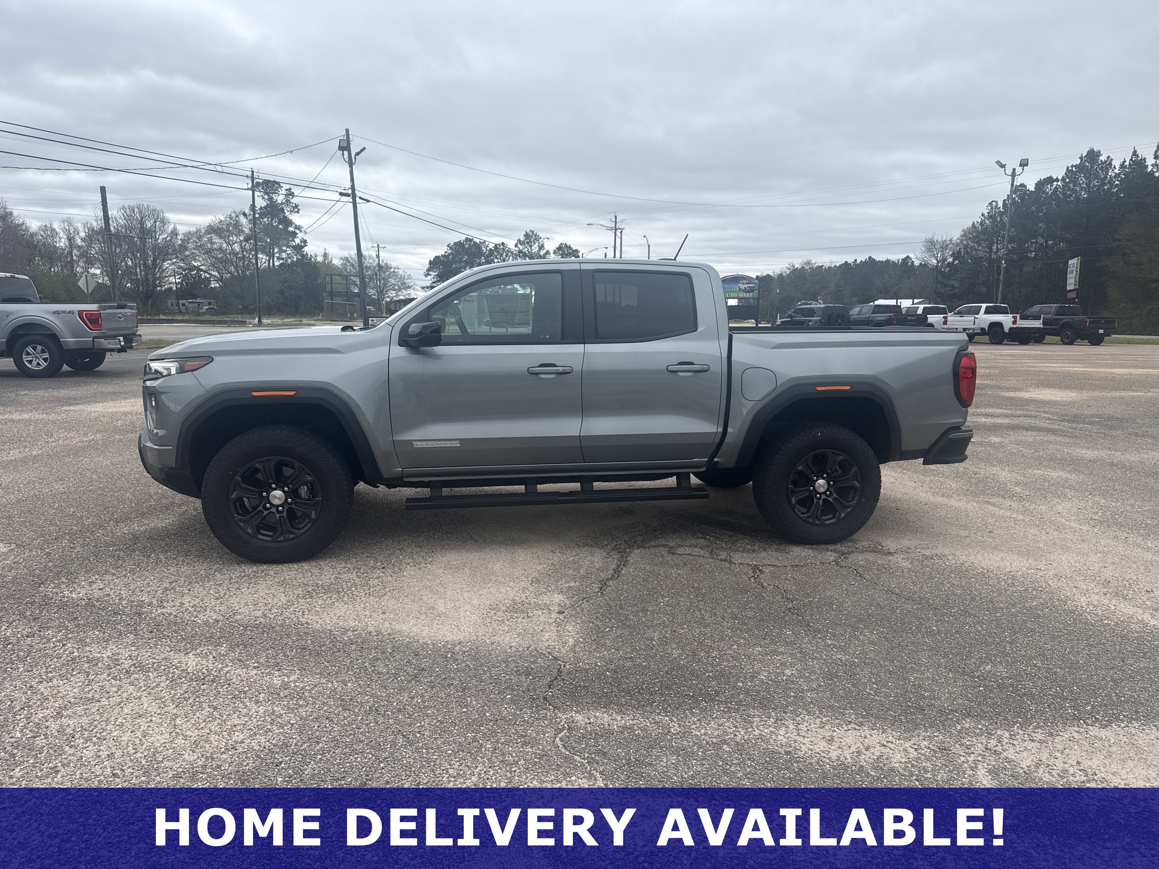 Used 2024 GMC Canyon Elevation w/ Elevation Premium Package image 17