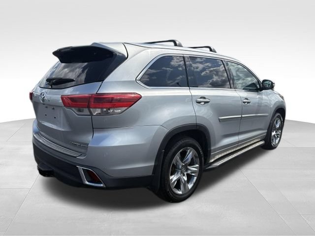 Used 2018 Toyota Highlander Limited AWD/4WD image 19