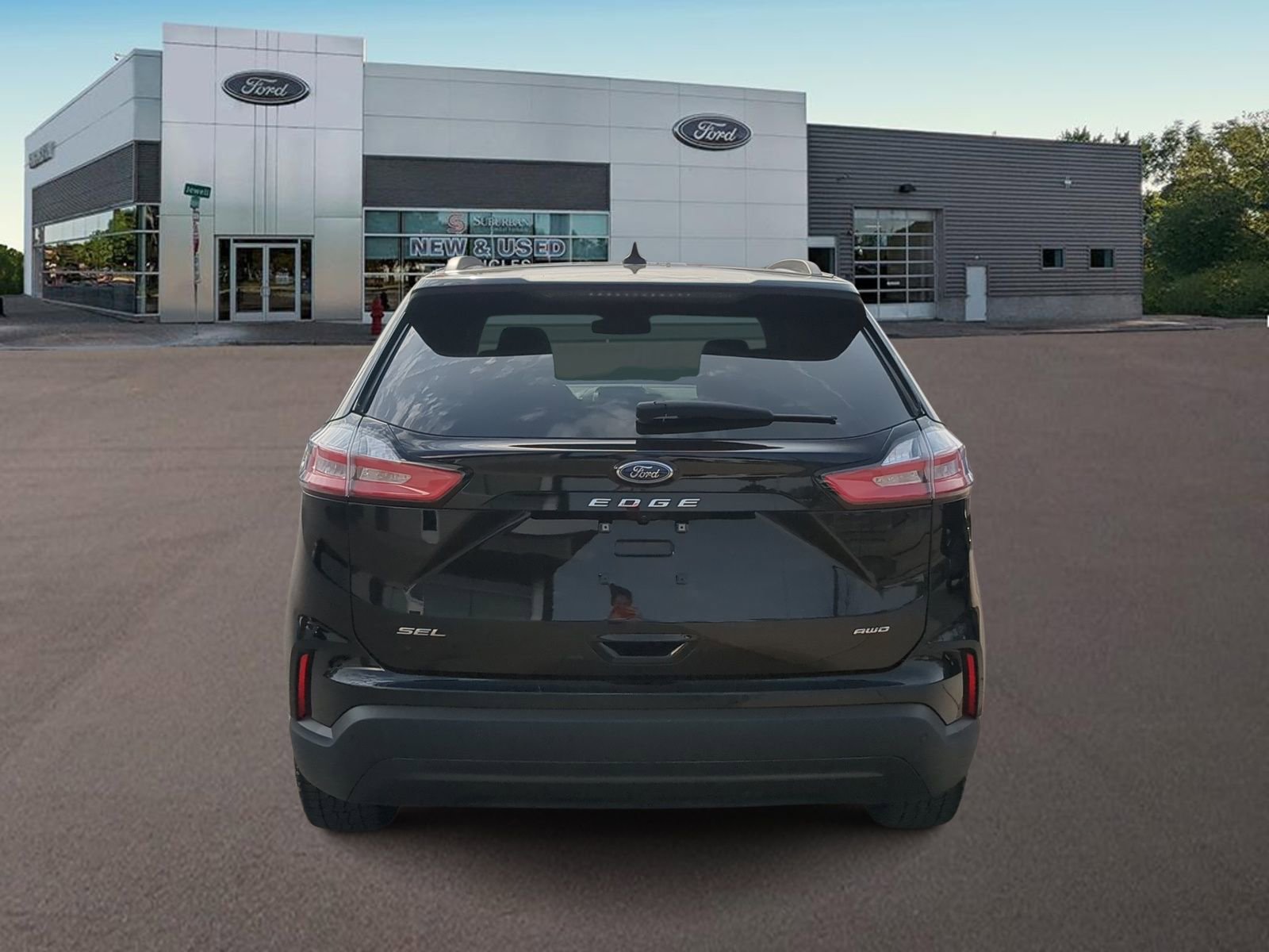 Used 2023 Ford Edge SEL w/ Sport Appearance Package image 8