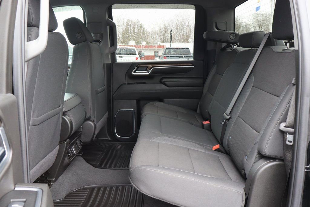 Used 2025 Chevrolet Silverado 2500 LT w/ All Star Edition image 18