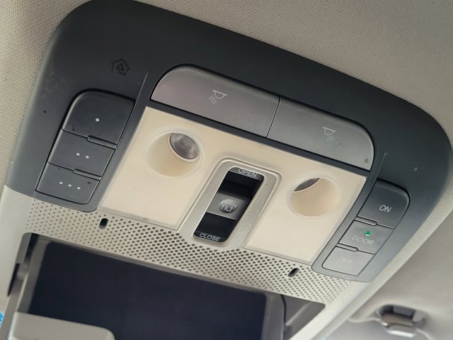 Used 2011 Acura MDX w/ Technology Package image 24