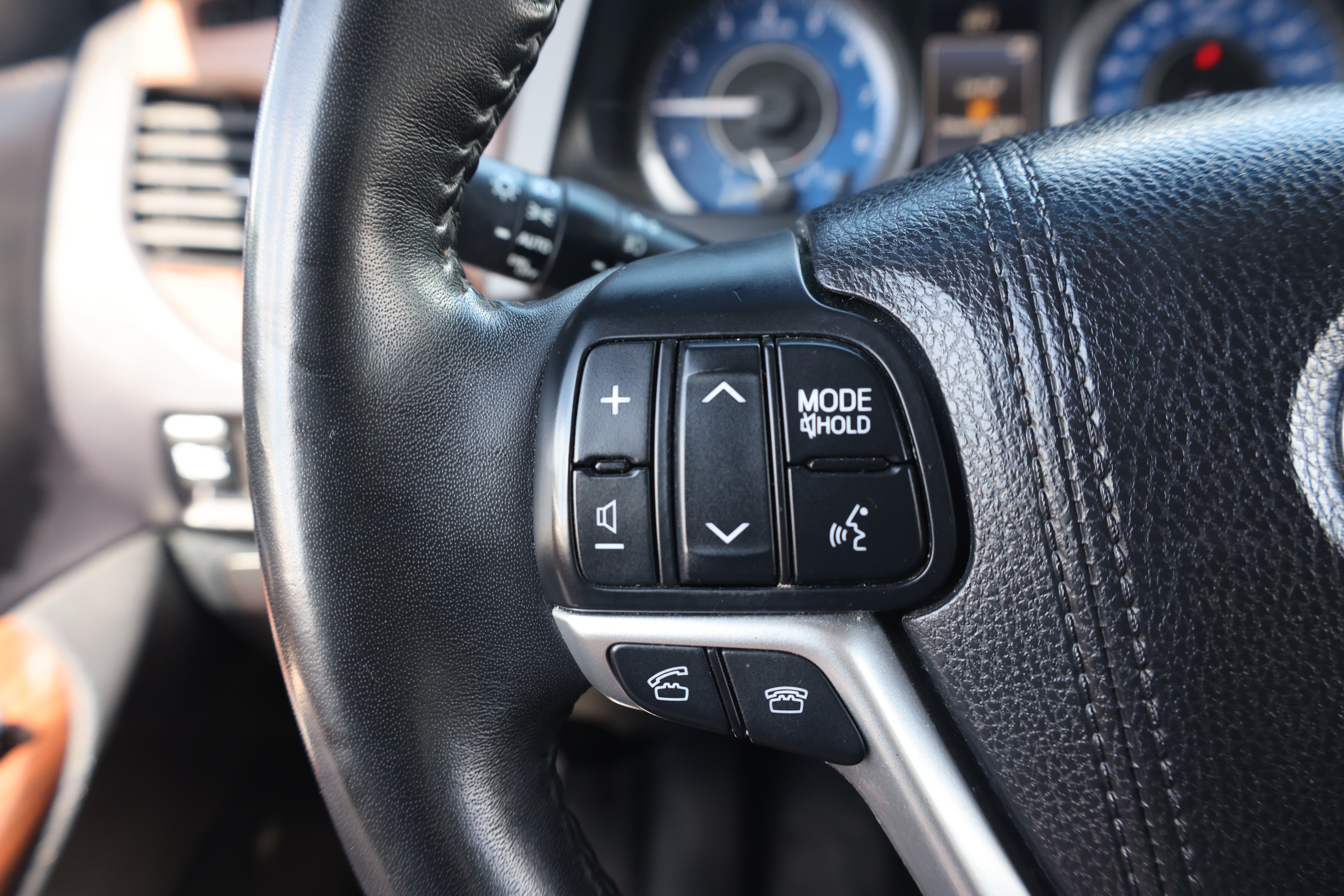 Used 2015 Toyota Sienna Limited Premium AWD/4WD image 17