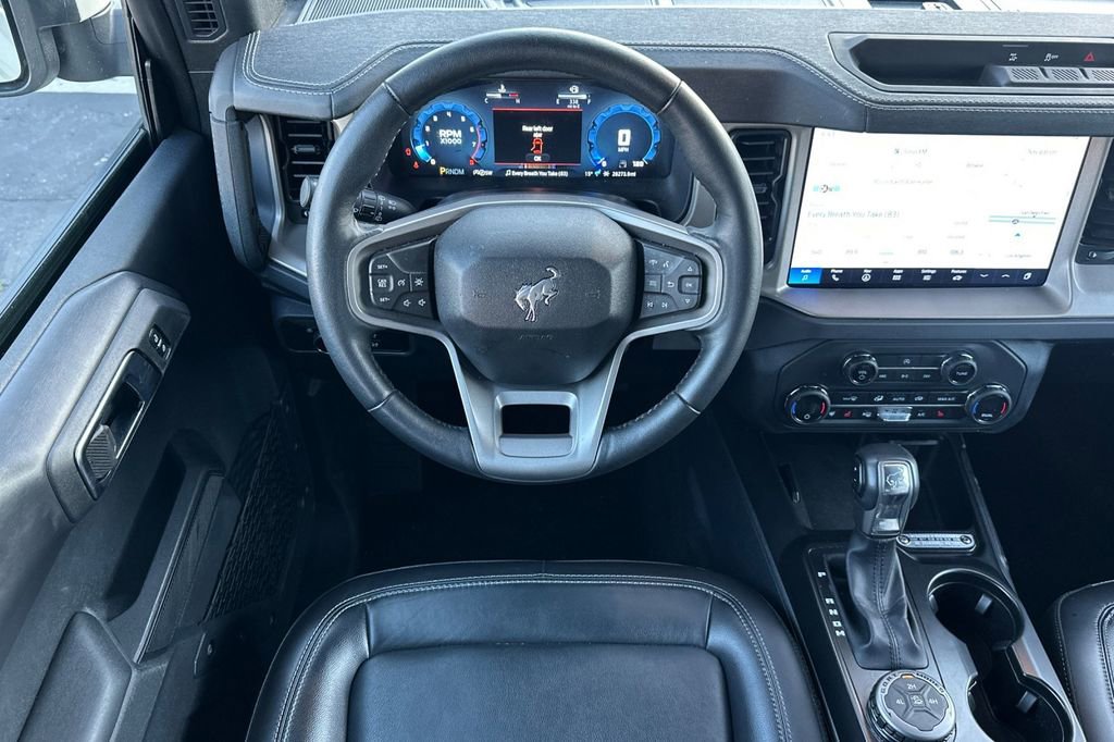 Used 2025 Ford Bronco Outer Banks image 15
