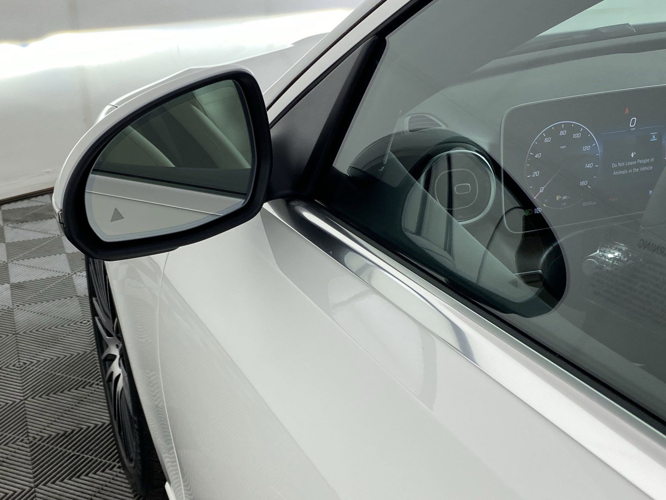 Used 2025 Mercedes-Benz C 300 4MATIC Sedan image 22