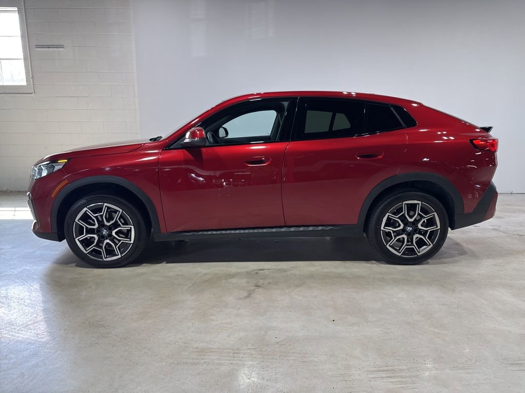 Used 2026 BMW X2 xDrive28i image 4