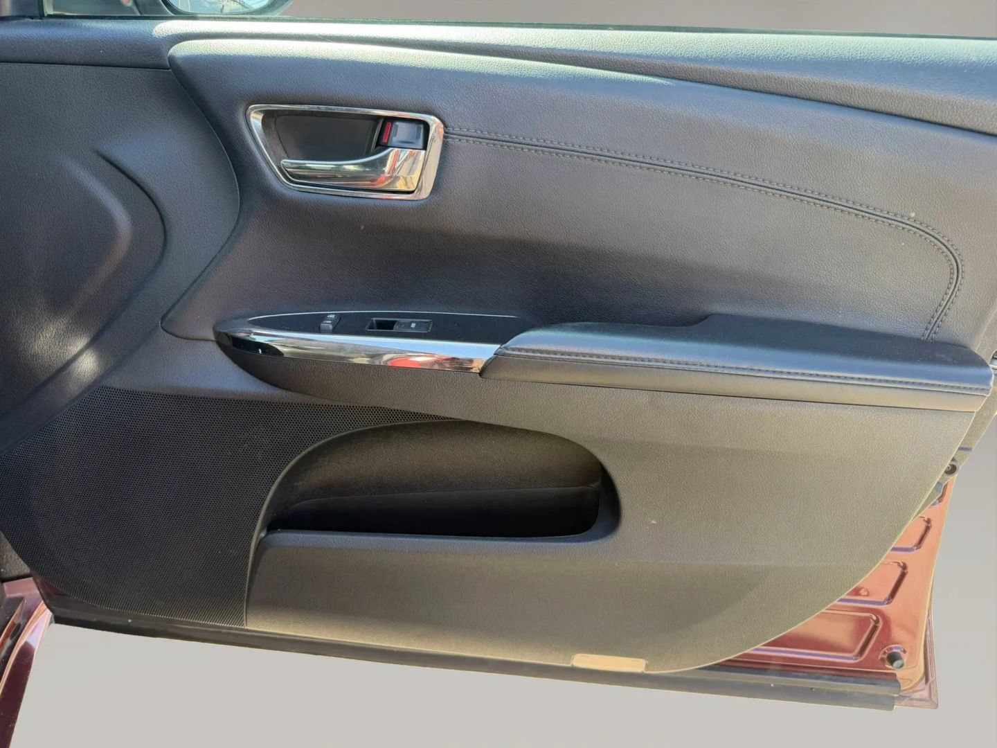 Used 2015 Toyota Avalon XLE Premium FWD image 14