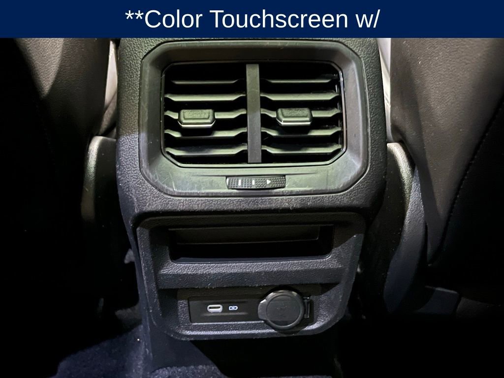 Used 2022 Volkswagen Tiguan SE w/ Panoramic Sunroof Package image 11