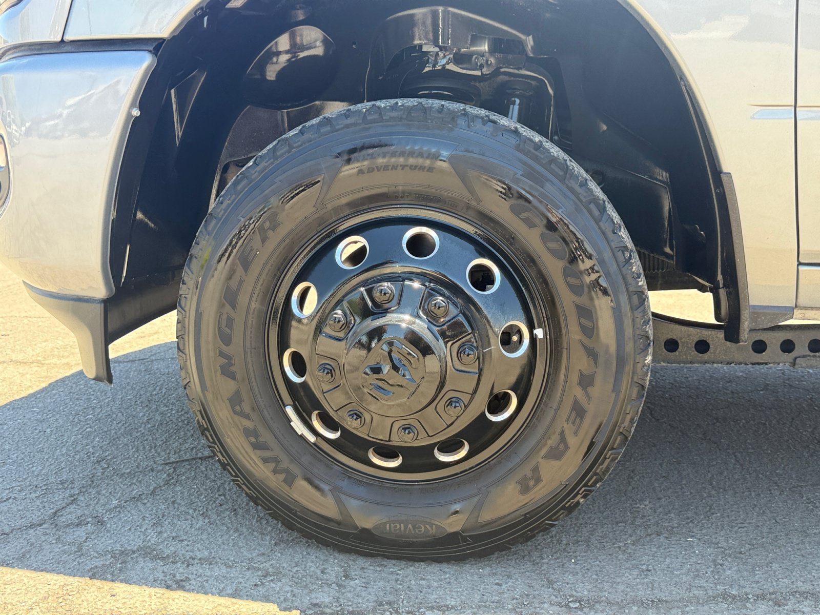 Used 2024 RAM 3500 Laramie w/ Night Edition AWD/4WD image 11