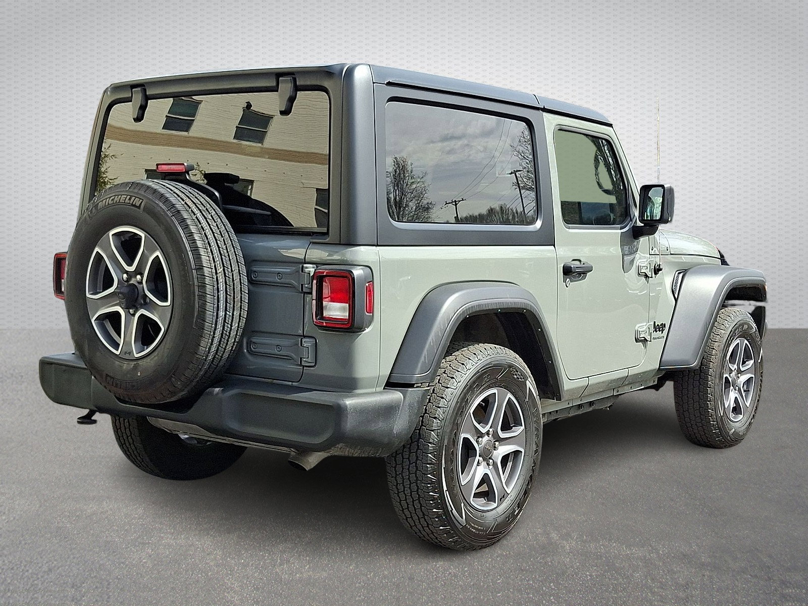 Certified 2022 Jeep Wrangler Sport AWD/4WD image 6