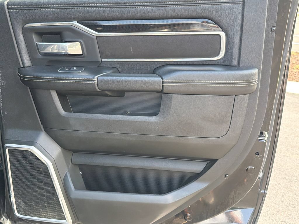 Used 2022 RAM 2500 Laramie AWD/4WD image 16