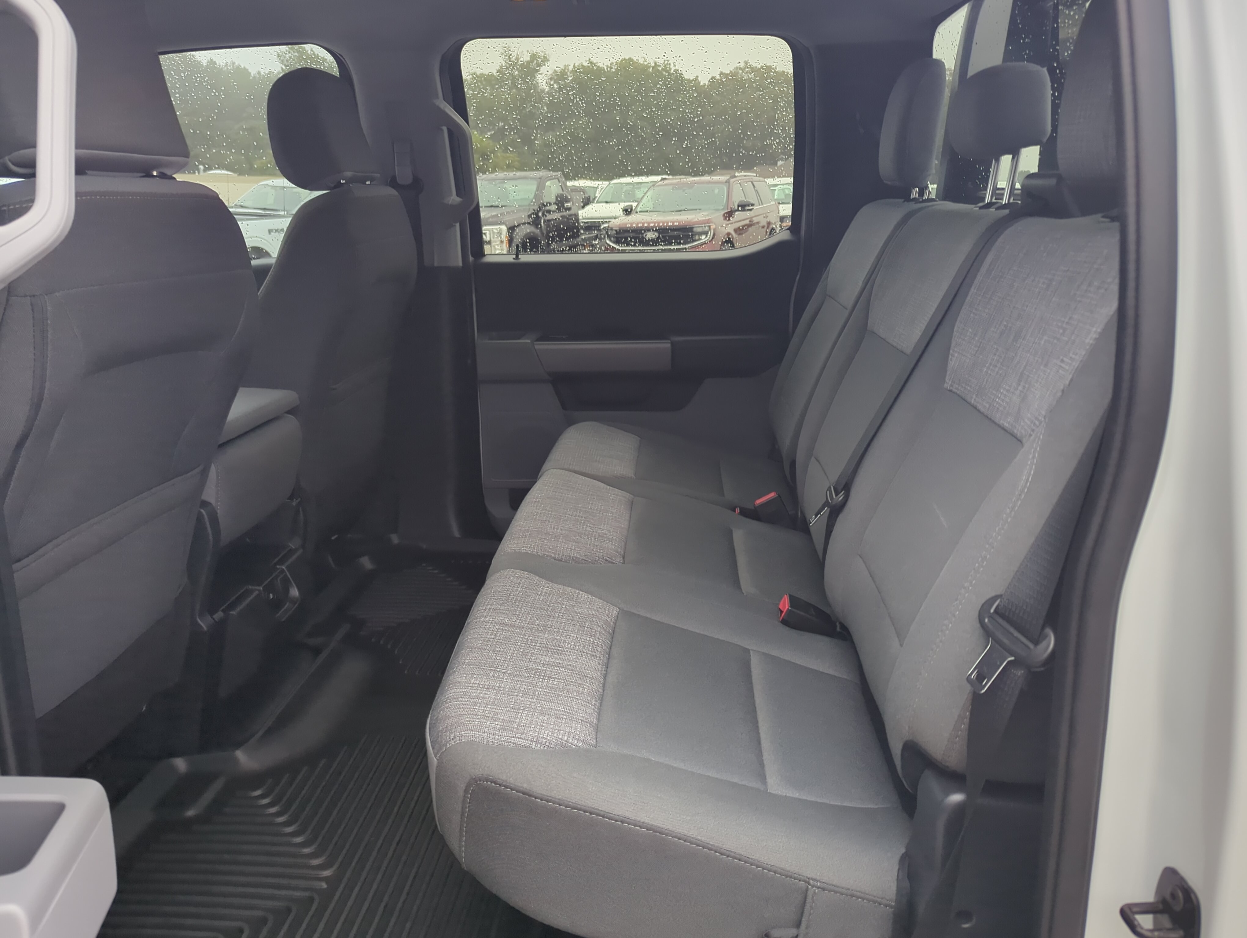 Certified 2025 Ford F350 XLT AWD/4WD image 11