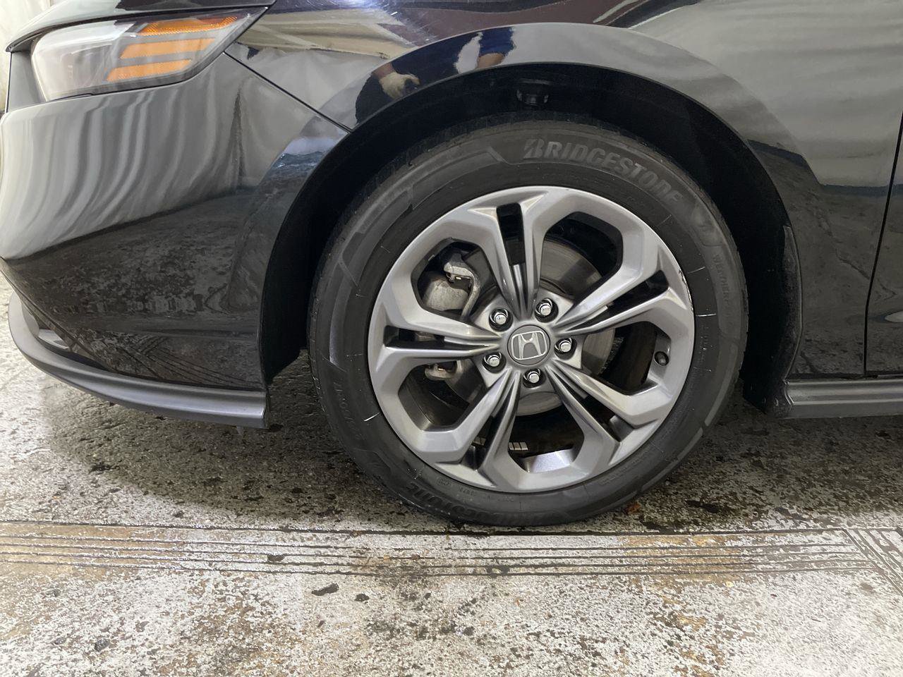Used 2023 Honda Accord EX image 10