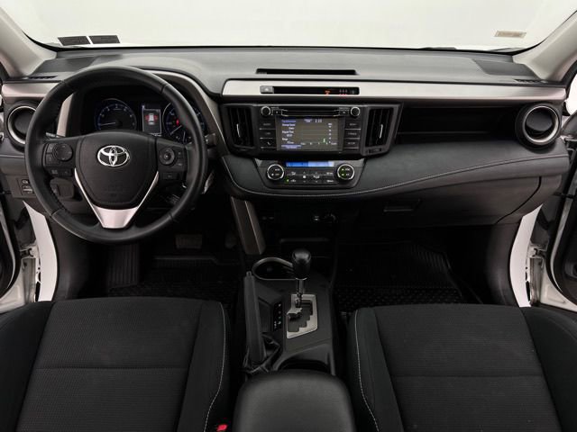 Used 2018 Toyota RAV4 XLE AWD/4WD image 20