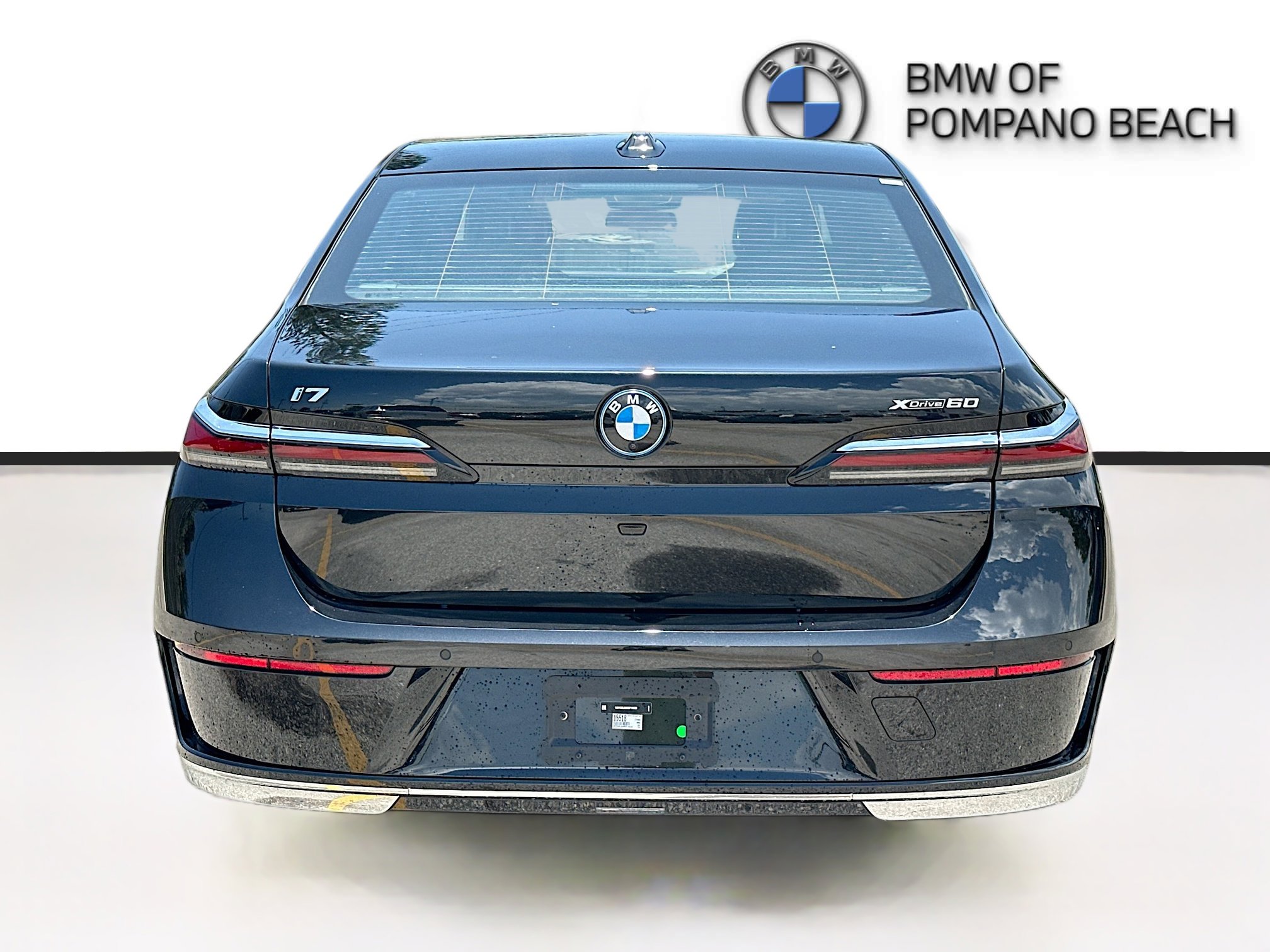 Used 2024 BMW i7 xDrive60 w/ Executive Package image 6