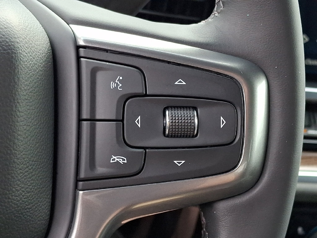Used 2024 Chevrolet Silverado 1500 LT AWD/4WD image 22