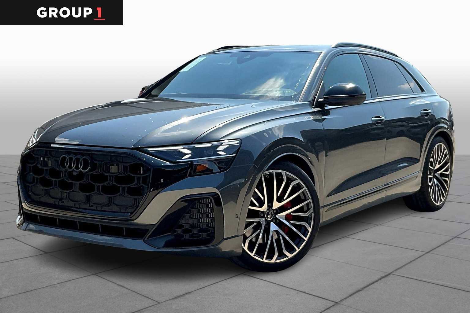 New 2025 Audi SQ8 Prestige