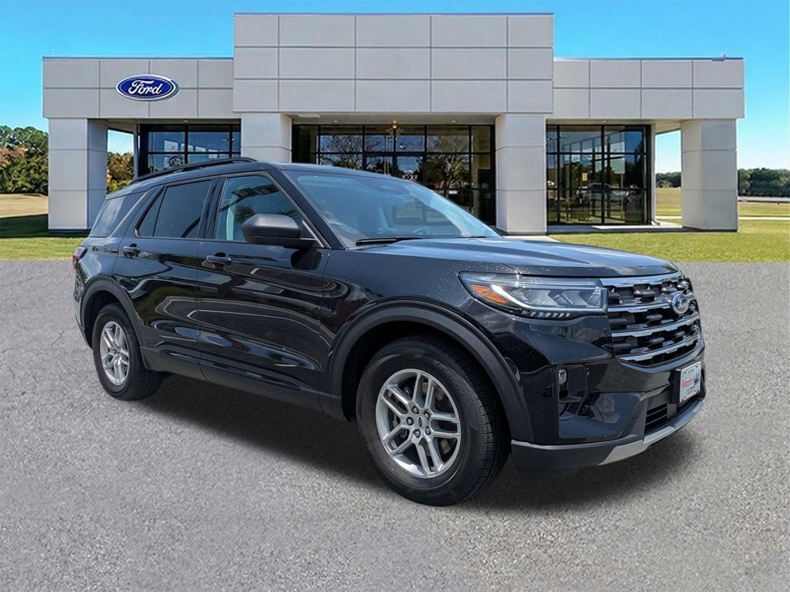 New 2026 Ford Explorer Active w/ Active Comfort Package