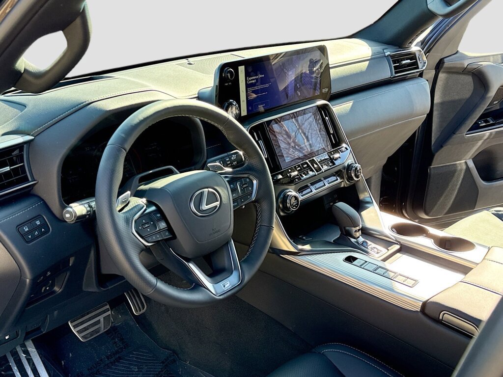 New 2026 Lexus LX 700h F Sport image 4