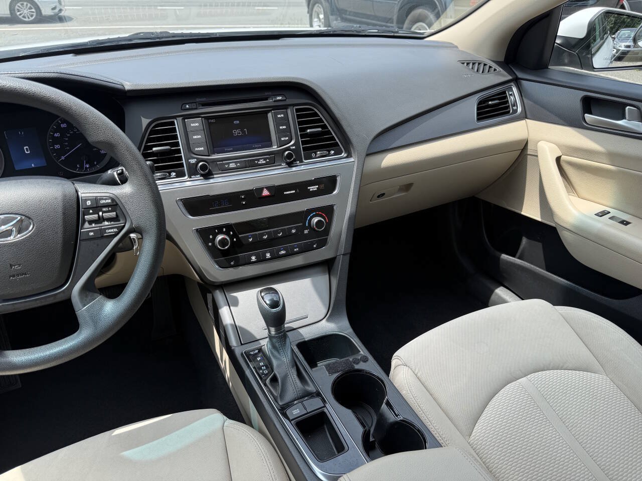 Used 2015 Hyundai Sonata Sport FWD image 19