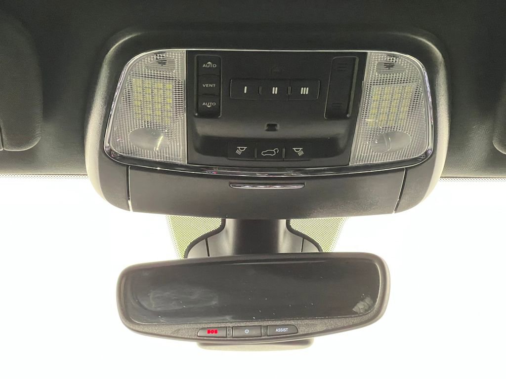 Used 2020 Dodge Durango R/T w/ Blacktop Package image 25