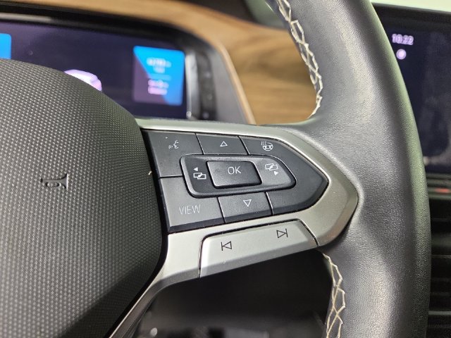 Used 2024 Volkswagen Atlas SE AWD/4WD image 24