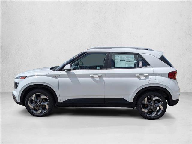 Used 2025 Hyundai Venue SEL image 5
