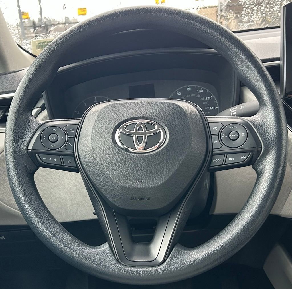 Certified 2023 Toyota Corolla Cross L image 23