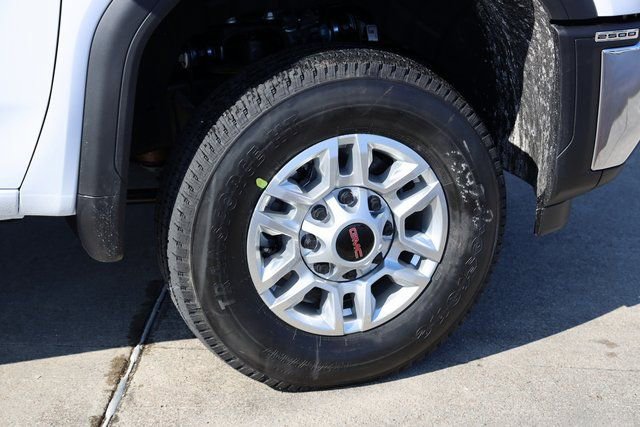 New 2026 GMC Sierra 2500 Pro w/ Convenience Package image 9