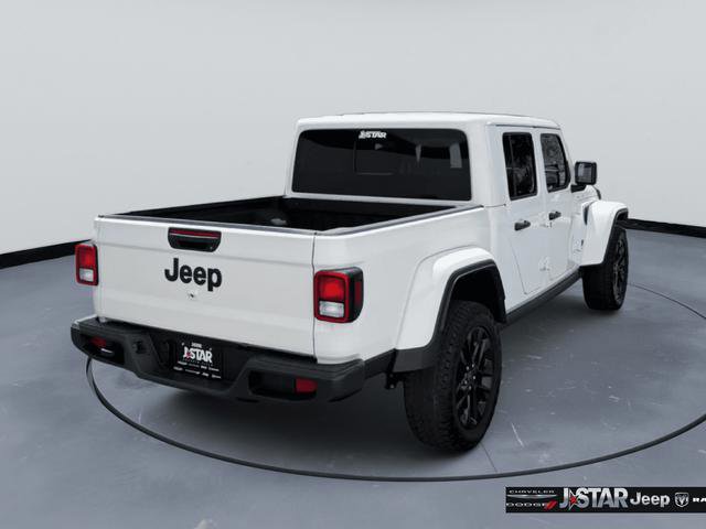 Used 2025 Jeep Gladiator Sport AWD/4WD image 5