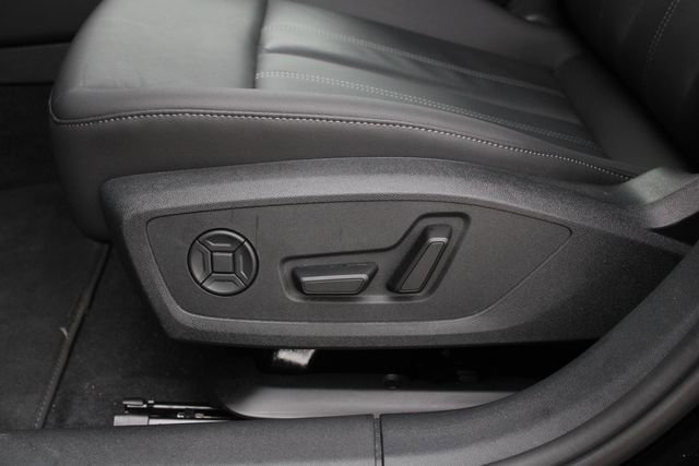 Used 2025 Audi A5 2.0T Premium w/ Convenience Package AWD/4WD image 3